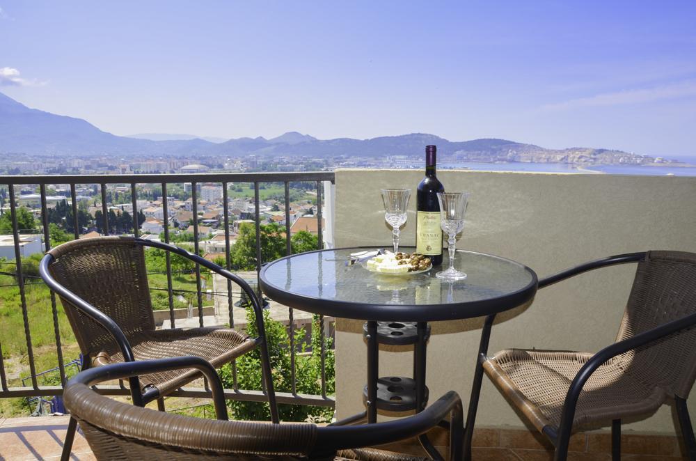 Apartment Sea & Mountain Бар Екстериор снимка